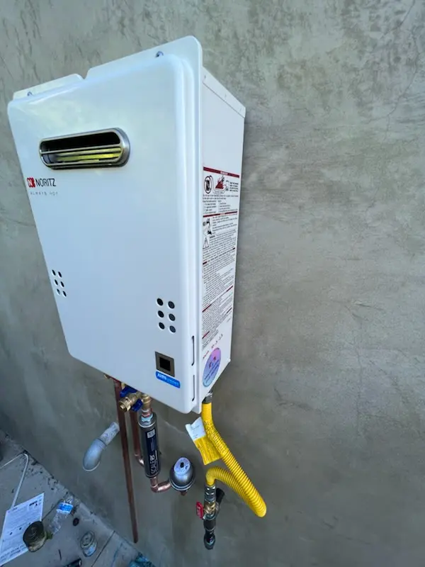Tankless water heater installation for Kerrsville homes
